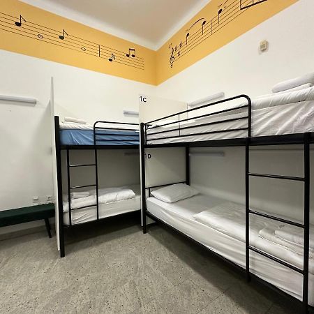 Hostel Opera Ljubljana Luaran gambar
