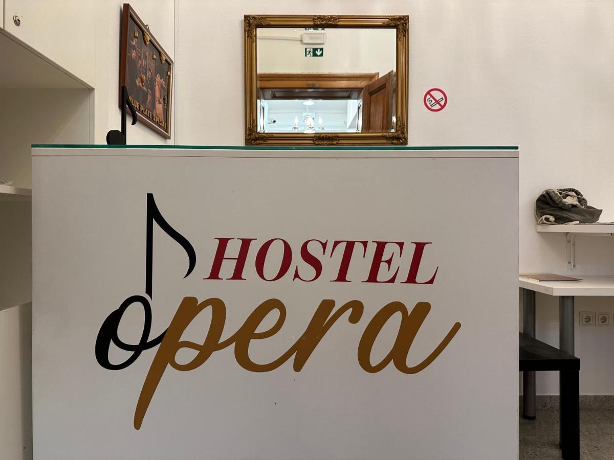 Hostel Opera Ljubljana Luaran gambar